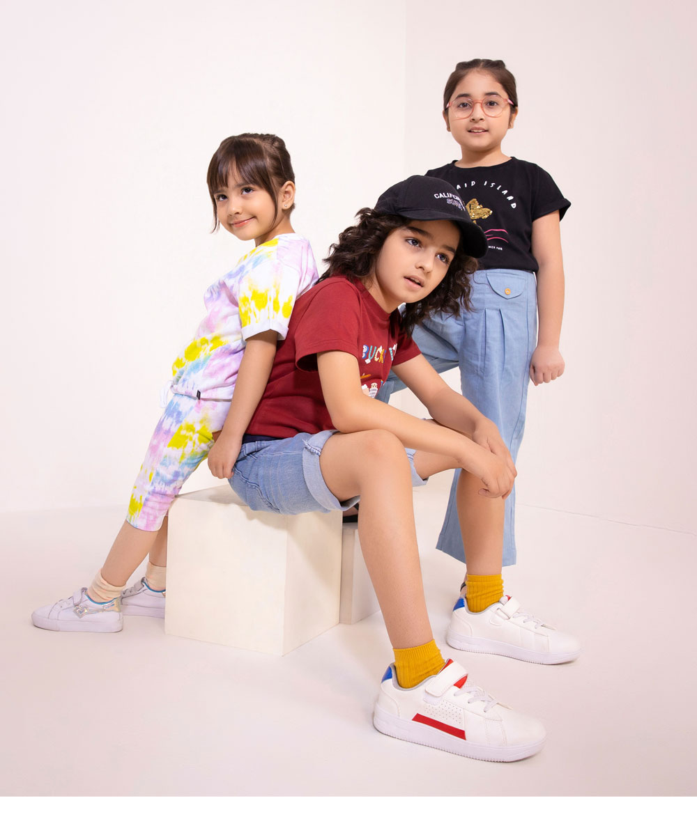 Sapphire kidswear store